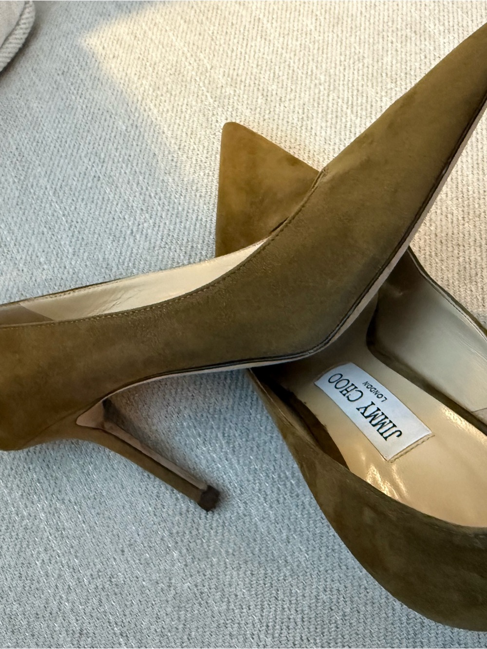 Jimmy Choo Olive Green Suede Pointed-Toe Stiletto Pumps - Picture 4 of 7